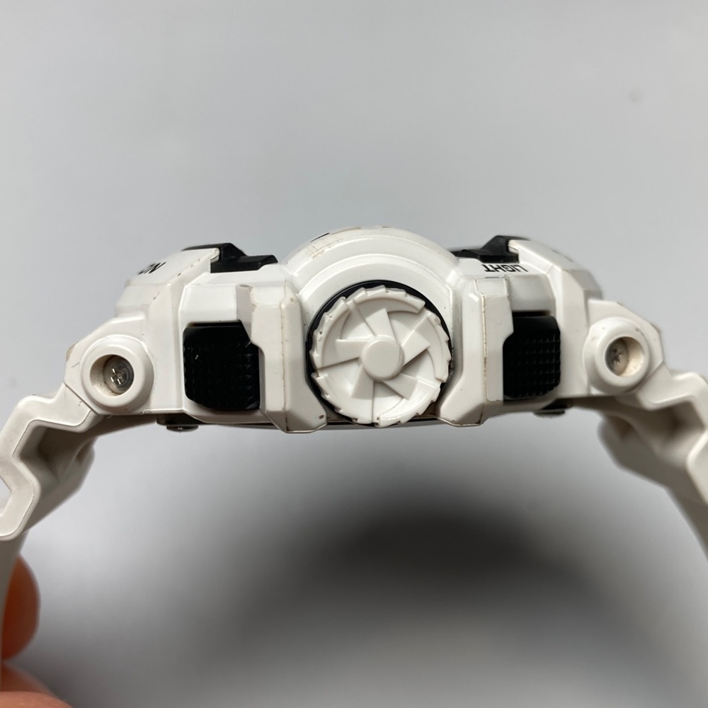 Casio Gshock GA-400, white black stormtrooper, new battery, light works - Picture 4 of 16